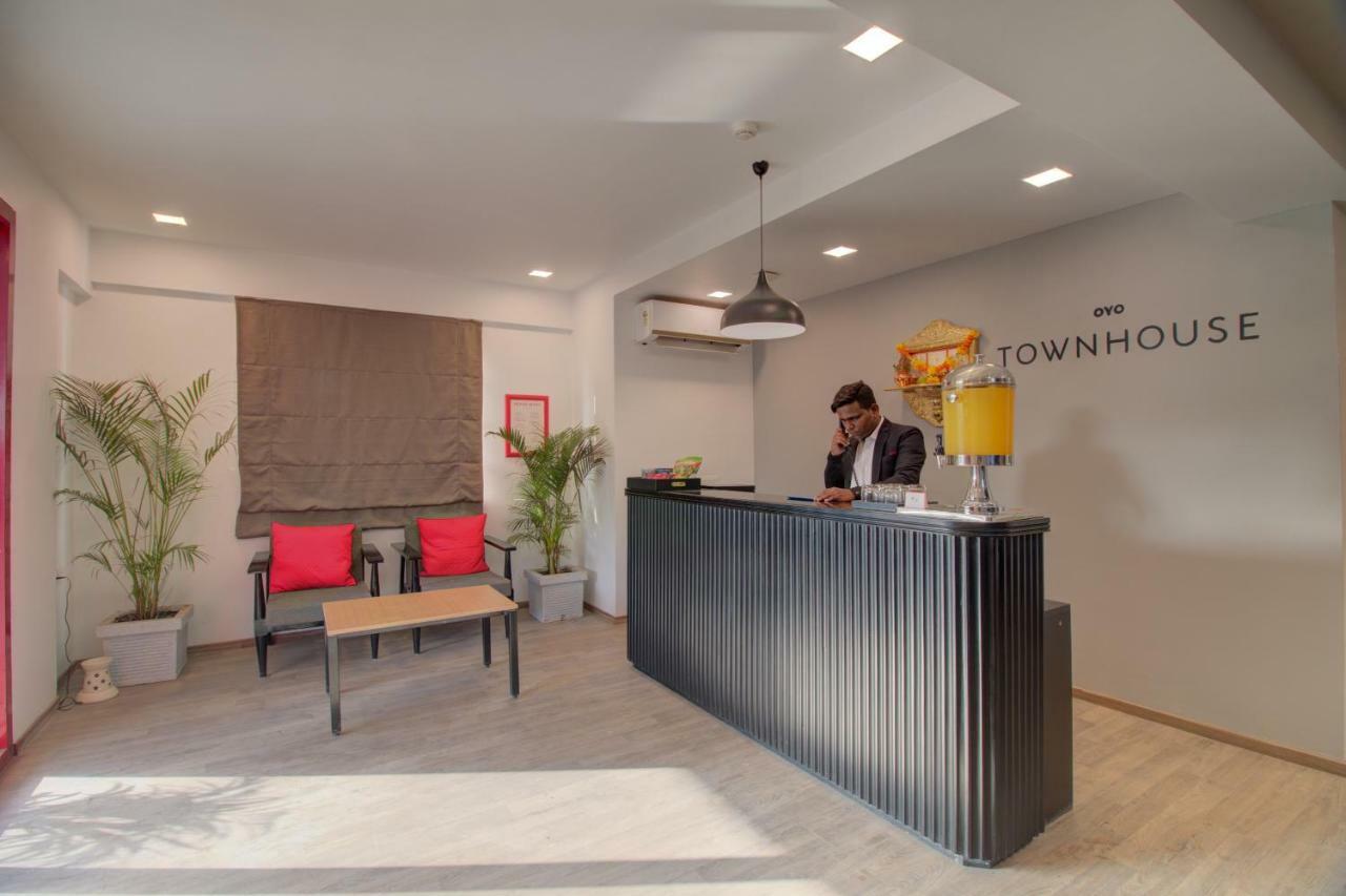 Townhouse Oak Kopar Khairane Navi Mumbai Formerly Ivy Hotel Exterior photo